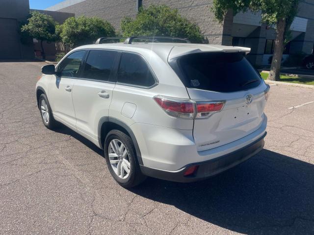 Паркетники TOYOTA HIGHLANDER 2016 Белы