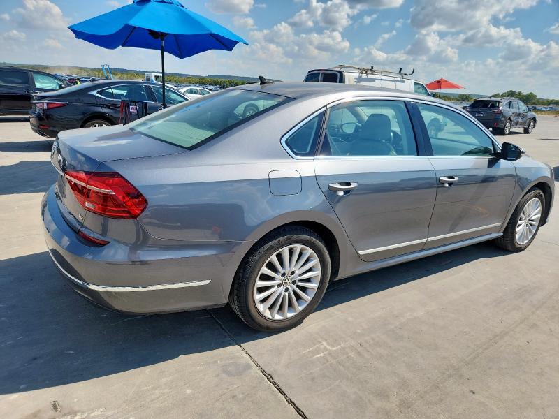 Седаны VOLKSWAGEN PASSAT 2016 Серый