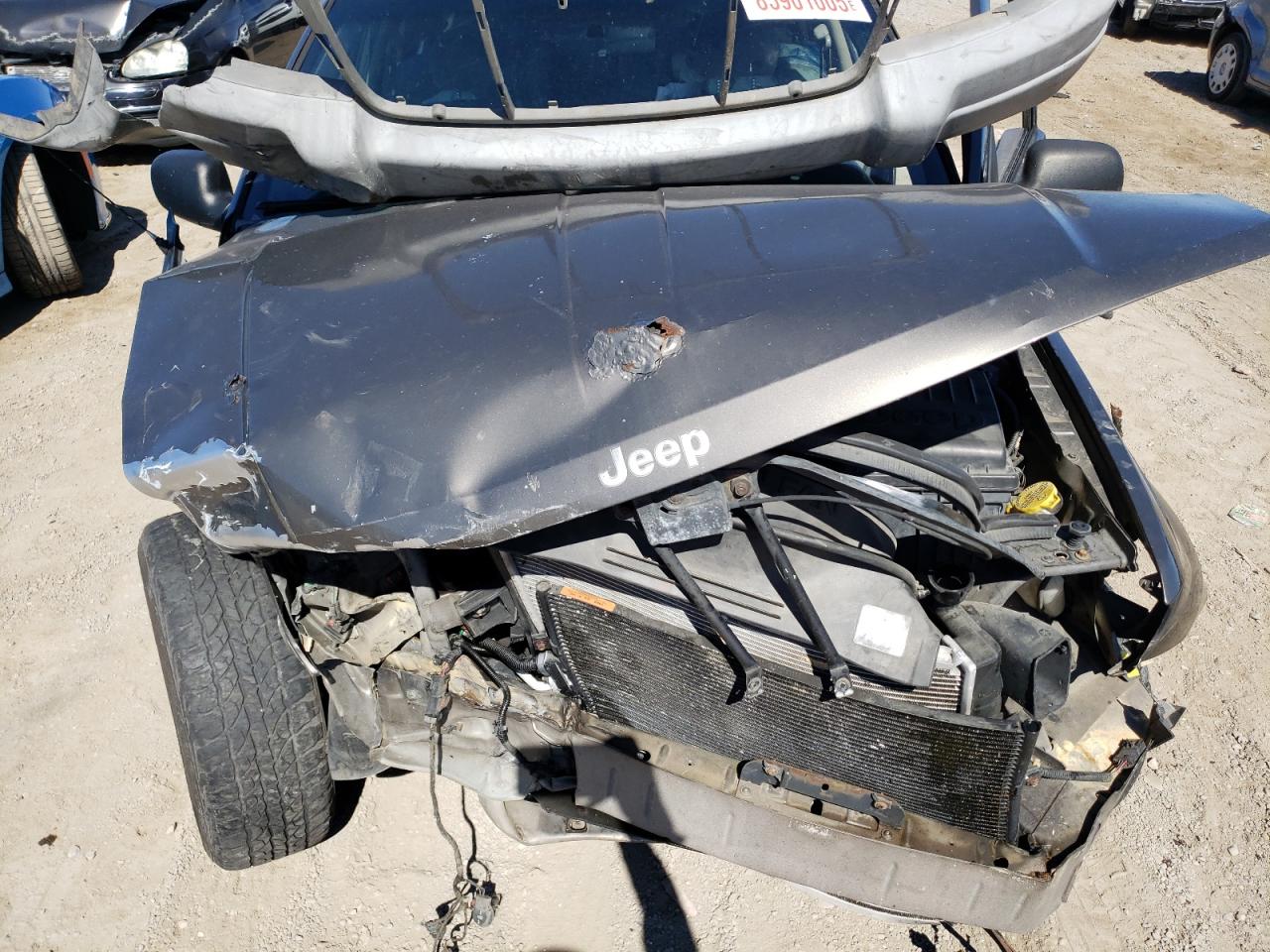 1999 Jeep Grand Cherokee Laredo VIN: 1J4GW58S6XC504412 Lot: 85901005