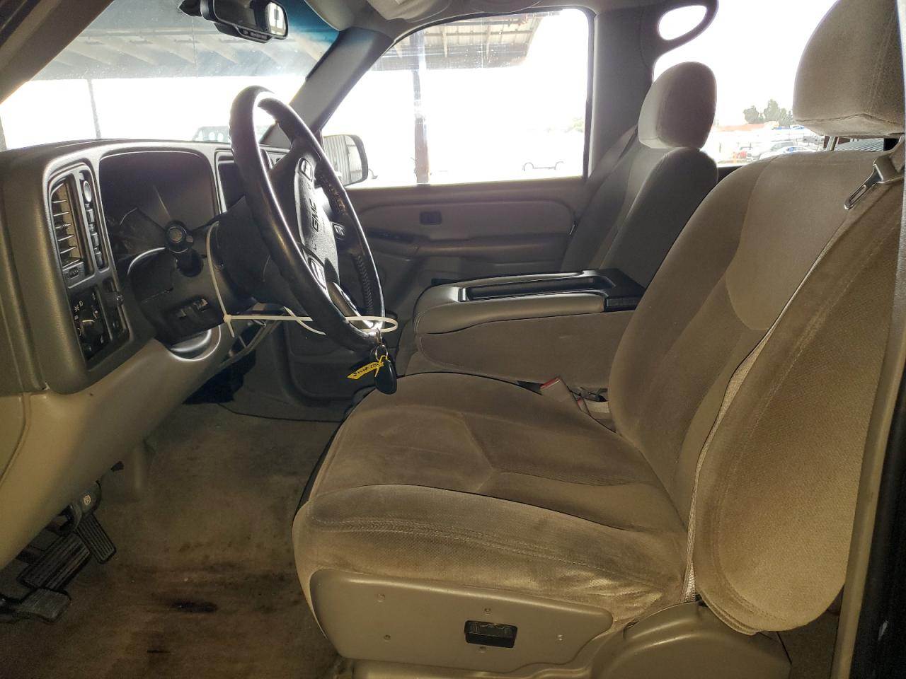 2005 GMC Yukon VIN: 1GKEK13Z55R276357 Lot: 82274015