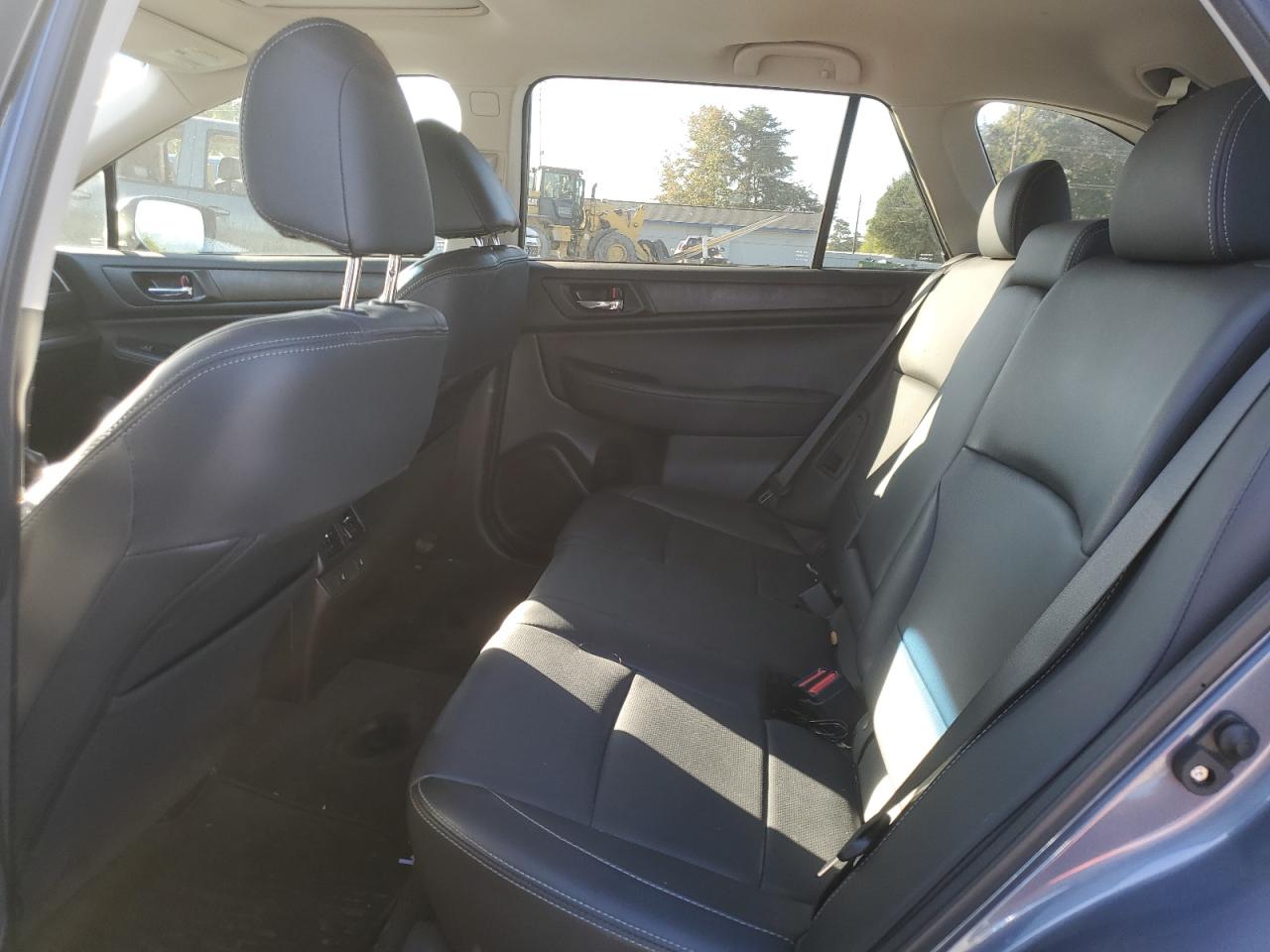 2016 Subaru Outback 2.5I Limited VIN: 4S4BSANC3G3355289 Lot: 84200235