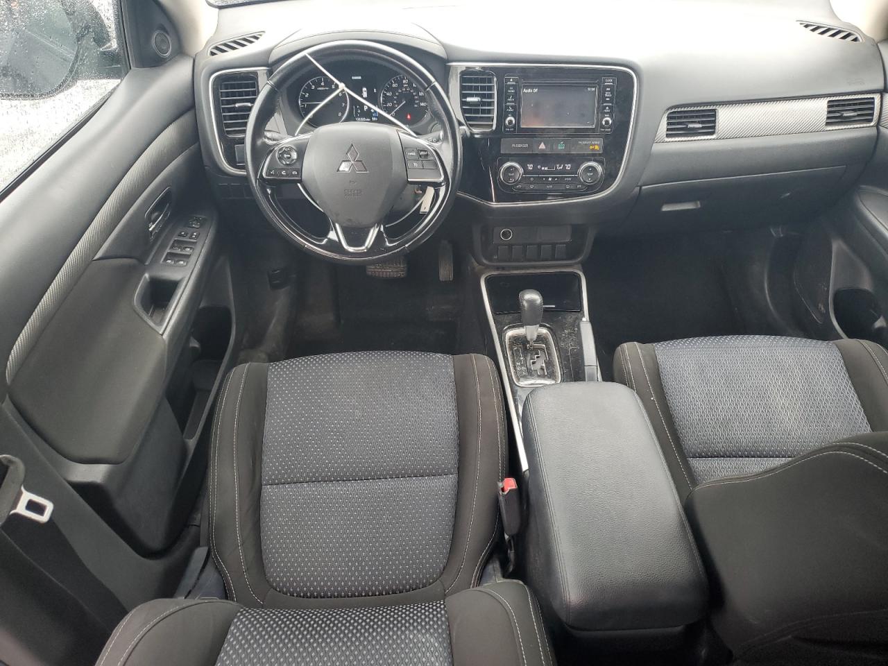 2017 Mitsubishi Outlander Es VIN: JA4AZ2A34HZ035978 Lot: 86443085