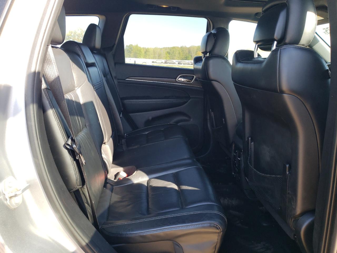 2015 Jeep Grand Cherokee Limited VIN: 1C4RJFBG4FC121770 Lot: 85135475