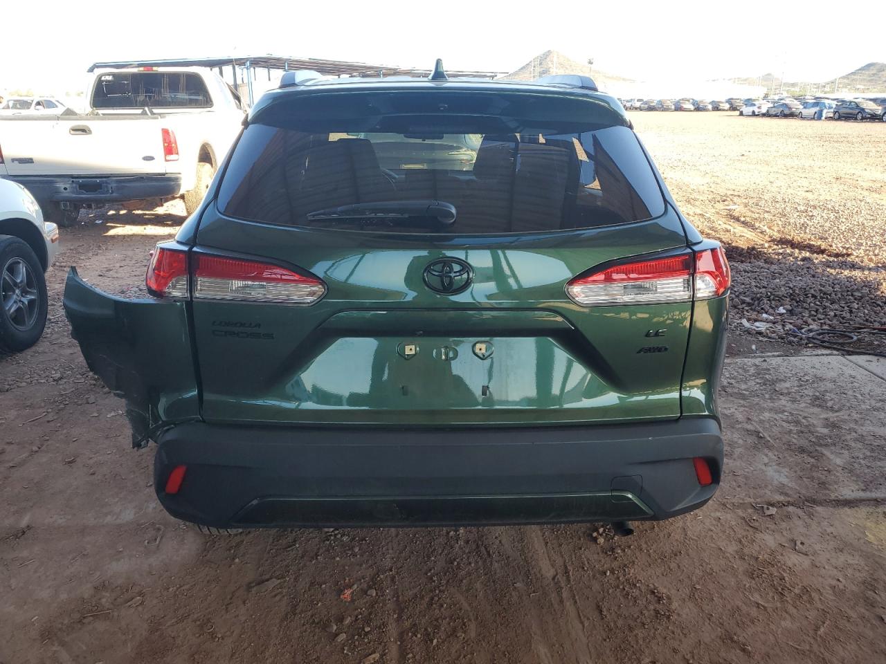 2022 Toyota Corolla Cross Le VIN: 7MUBAABG7NV031505 Lot: 81856995