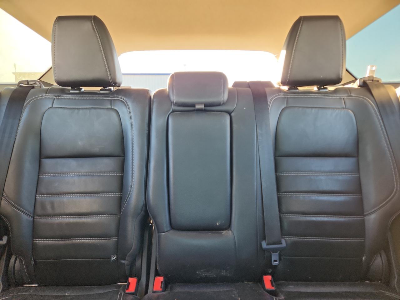 2018 Ford Escape Sel VIN: 1FMCU9HD2JUA23735 Lot: 86059235