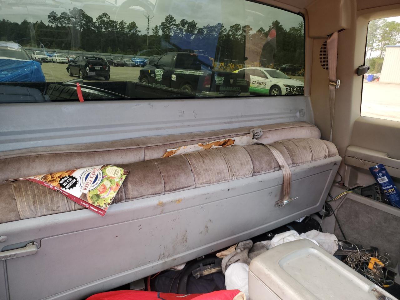 1993 Chevrolet Gmt-400 C1500 VIN: 2GBEC19K4P1199757 Lot: 85758635