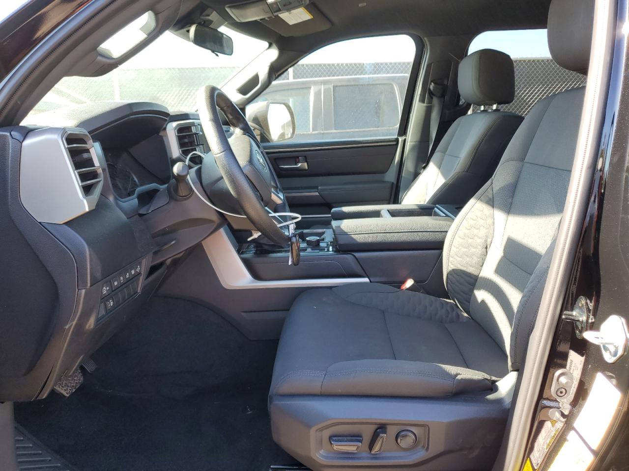 2025 Toyota Tundra Crewmax Sr VIN: 5TFLA5DB5SX296338 Lot: 84442925