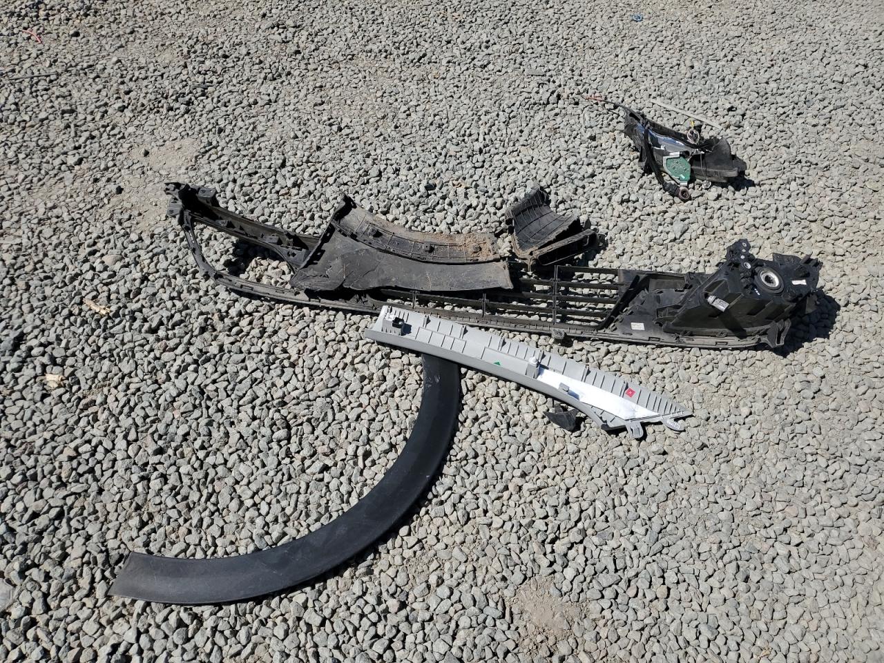 2017 Kia Niro Ex Touring VIN: KNDCE3LCXH5047010 Lot: 82200465