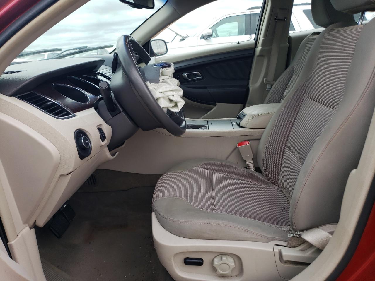 2010 Ford Taurus Sel VIN: 1FAHP2EW2AG148947 Lot: 82668565