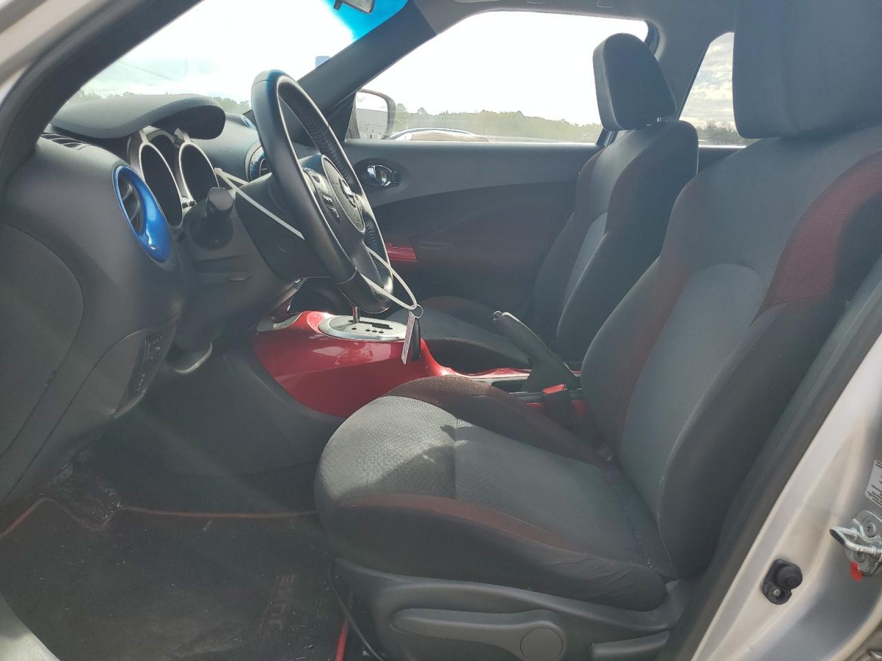 2015 Nissan Juke S VIN: JN8AF5MV9FT557247 Lot: 85529915