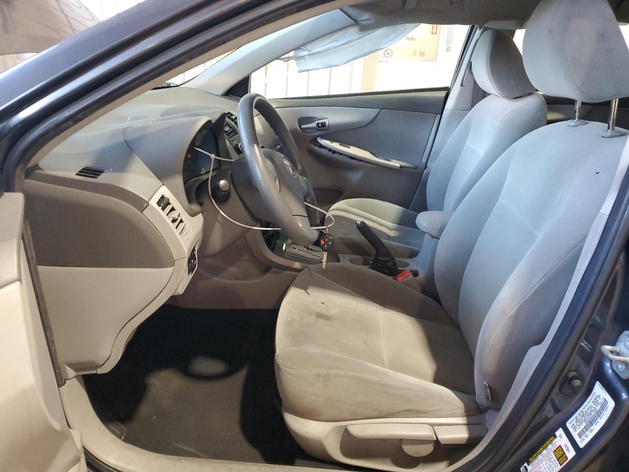 2010 Toyota Corolla Base VIN: 1NXBU4EE3AZ184980 Lot: 84976365