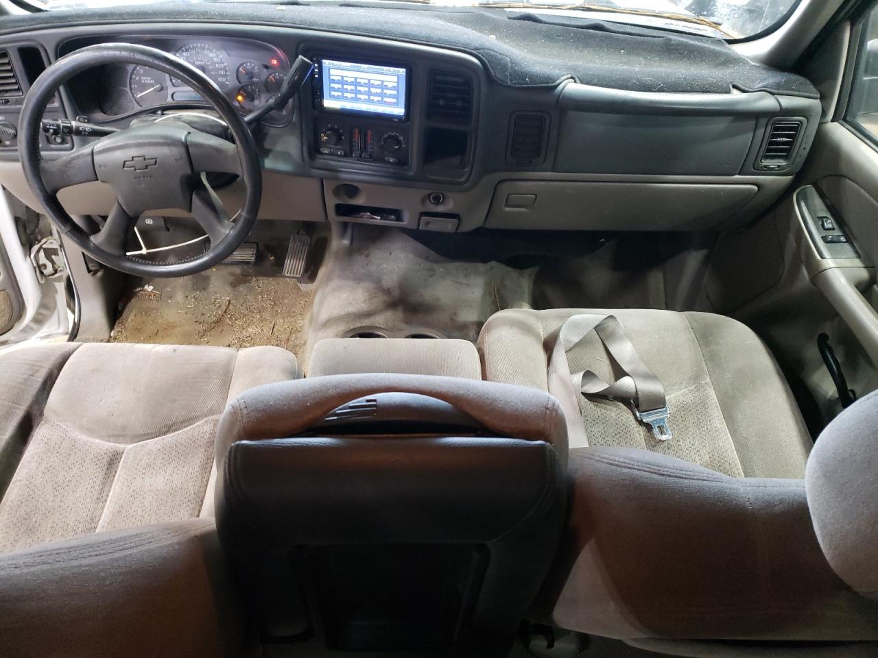 2004 Chevrolet Tahoe C1500 VIN: 1GNEC13V74R221226 Lot: 82191355