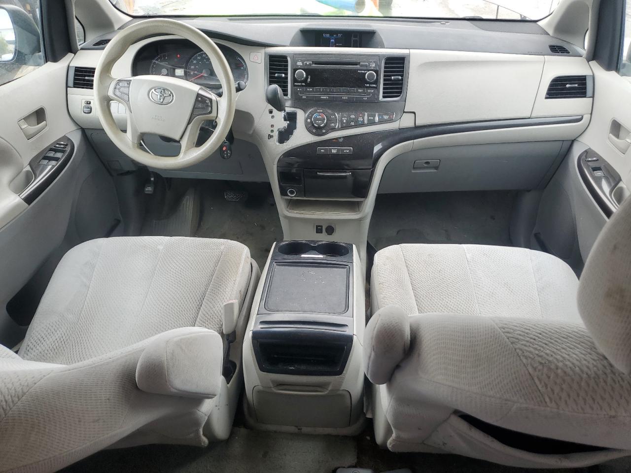 2014 Toyota Sienna Le VIN: 5TDKK3DCXES425299 Lot: 85565585