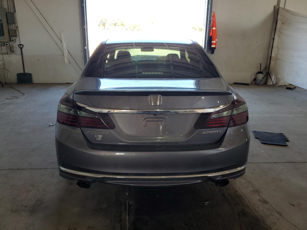 2016 Honda Accord Sport VIN: 1HGCR2F5XGA112103 Lot: 86067055