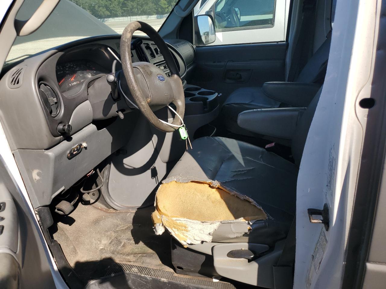 2008 Ford Econoline E150 Van VIN: 1FTNE14W48DA28559 Lot: 85341535