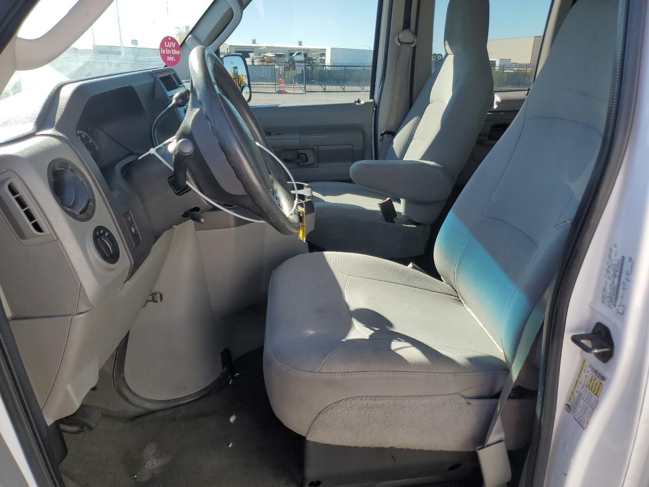 2009 Ford Econoline E350 Super Duty Wagon VIN: 1FBSS31L99DA66635 Lot: 89652695