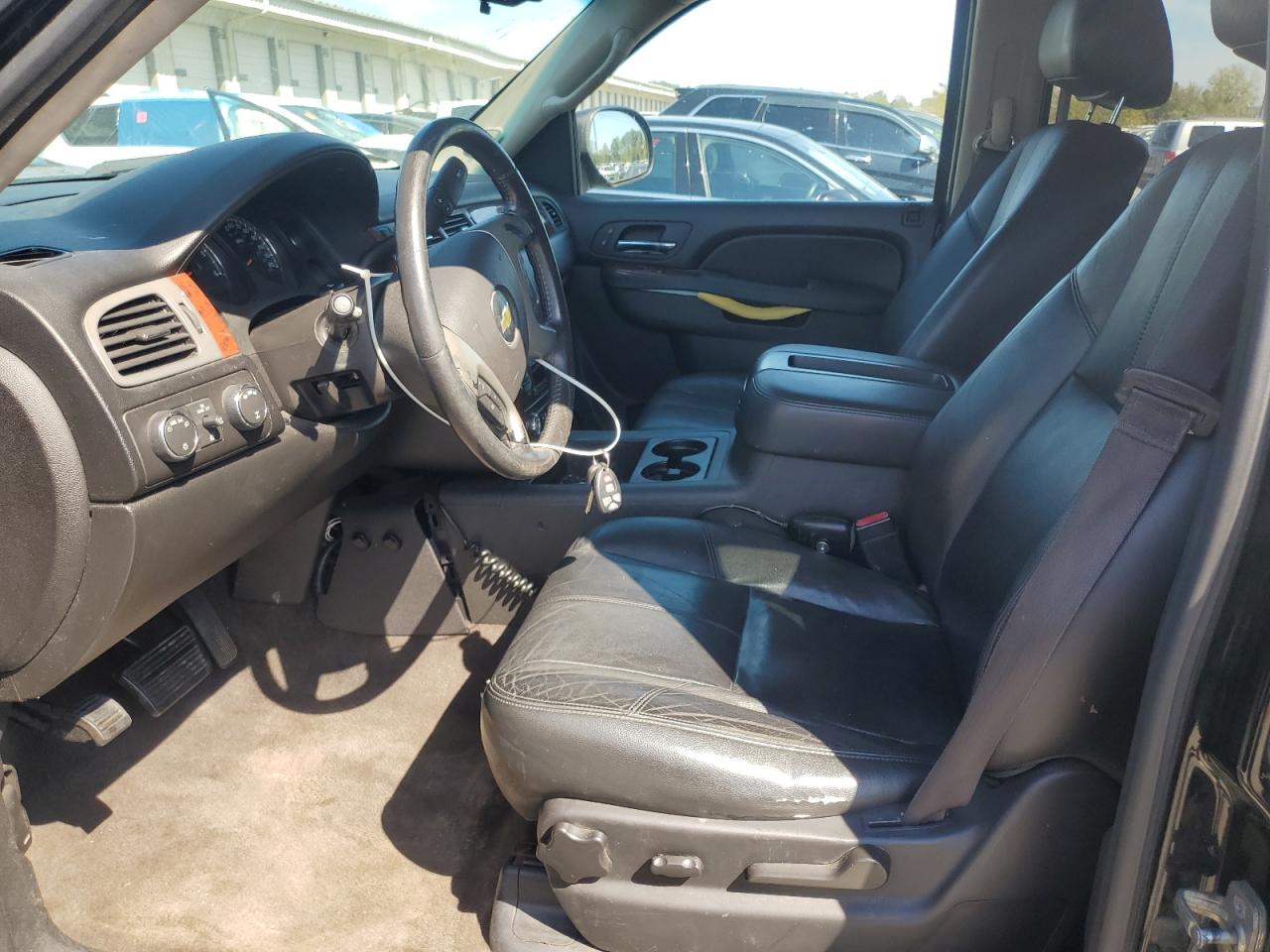2013 Chevrolet Tahoe K1500 Lt VIN: 1GNSKBE02DR288491 Lot: 84919385