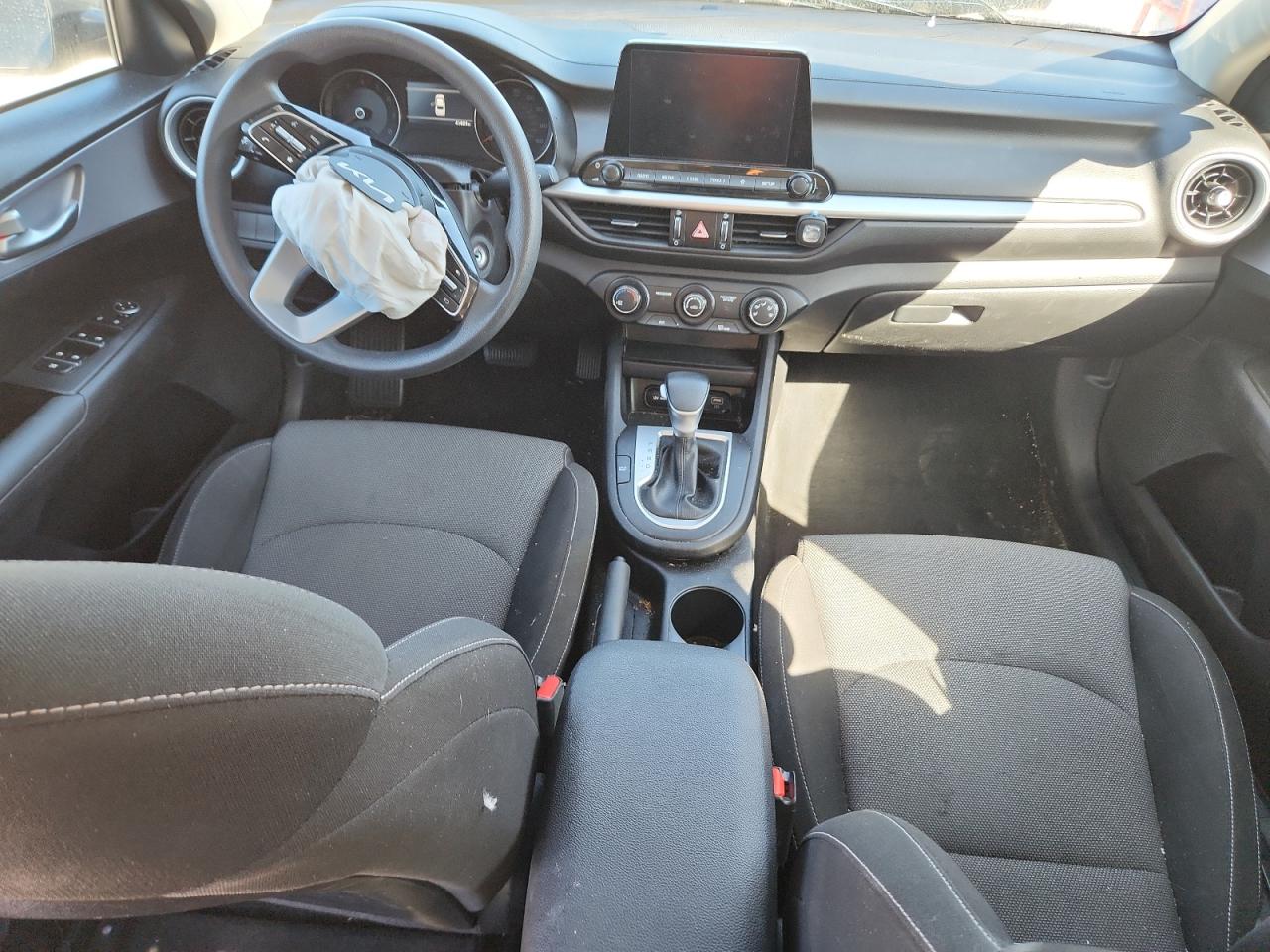 2024 Kia Forte Lx VIN: 3KPF24AD9RE740521 Lot: 89515125