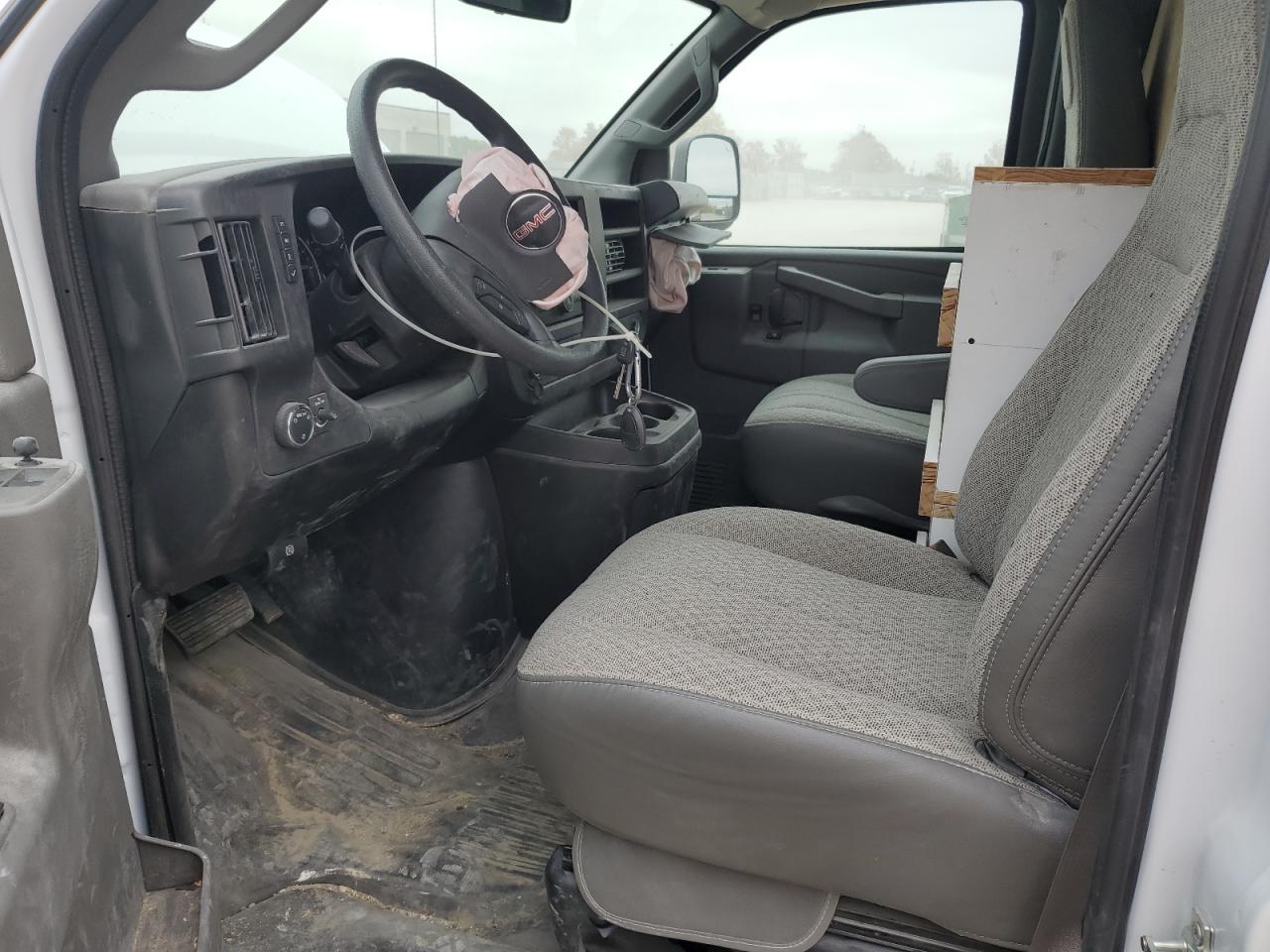 2025 GMC Savana G2500 Delivery Van VIN: 1GTW7AFP8S1210598 Lot: 89934755