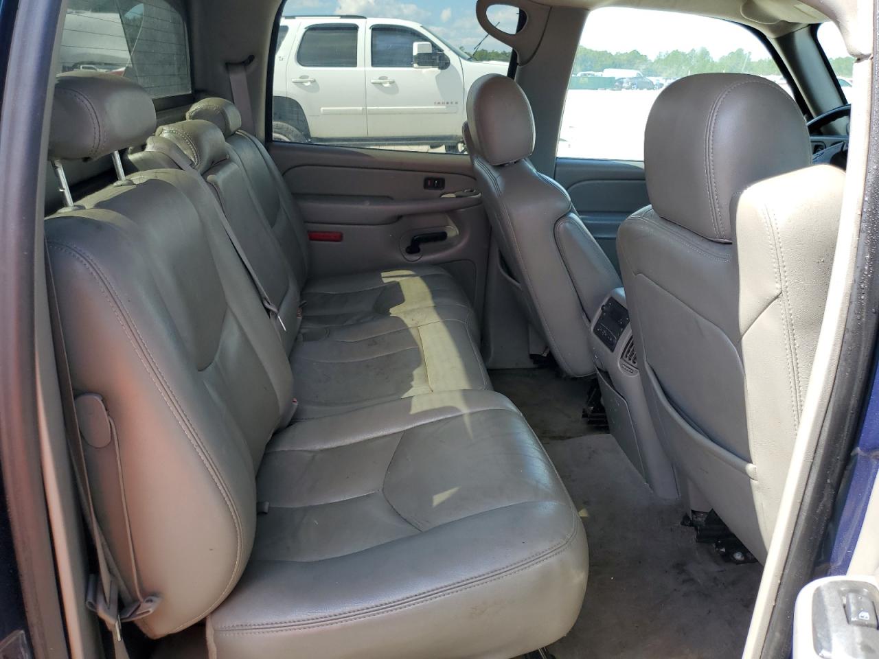 2005 Chevrolet Avalanche K1500 VIN: 3GNEK12Z55G224988 Lot: 87372675