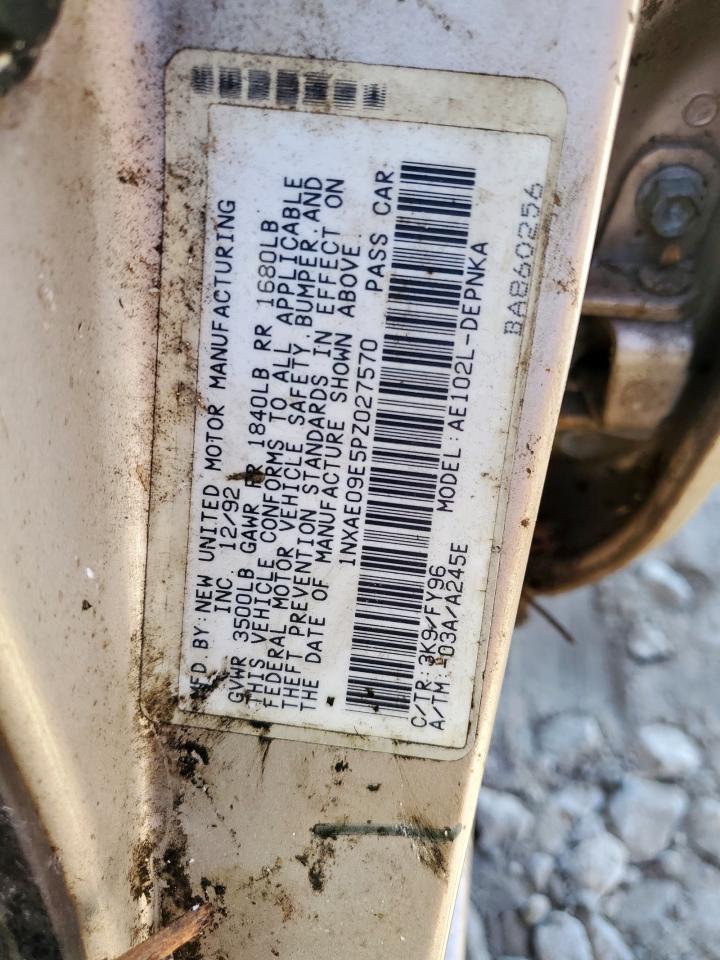 1993 Toyota Corolla Le VIN: 1NXAE09E5PZ027570 Lot: 85727455