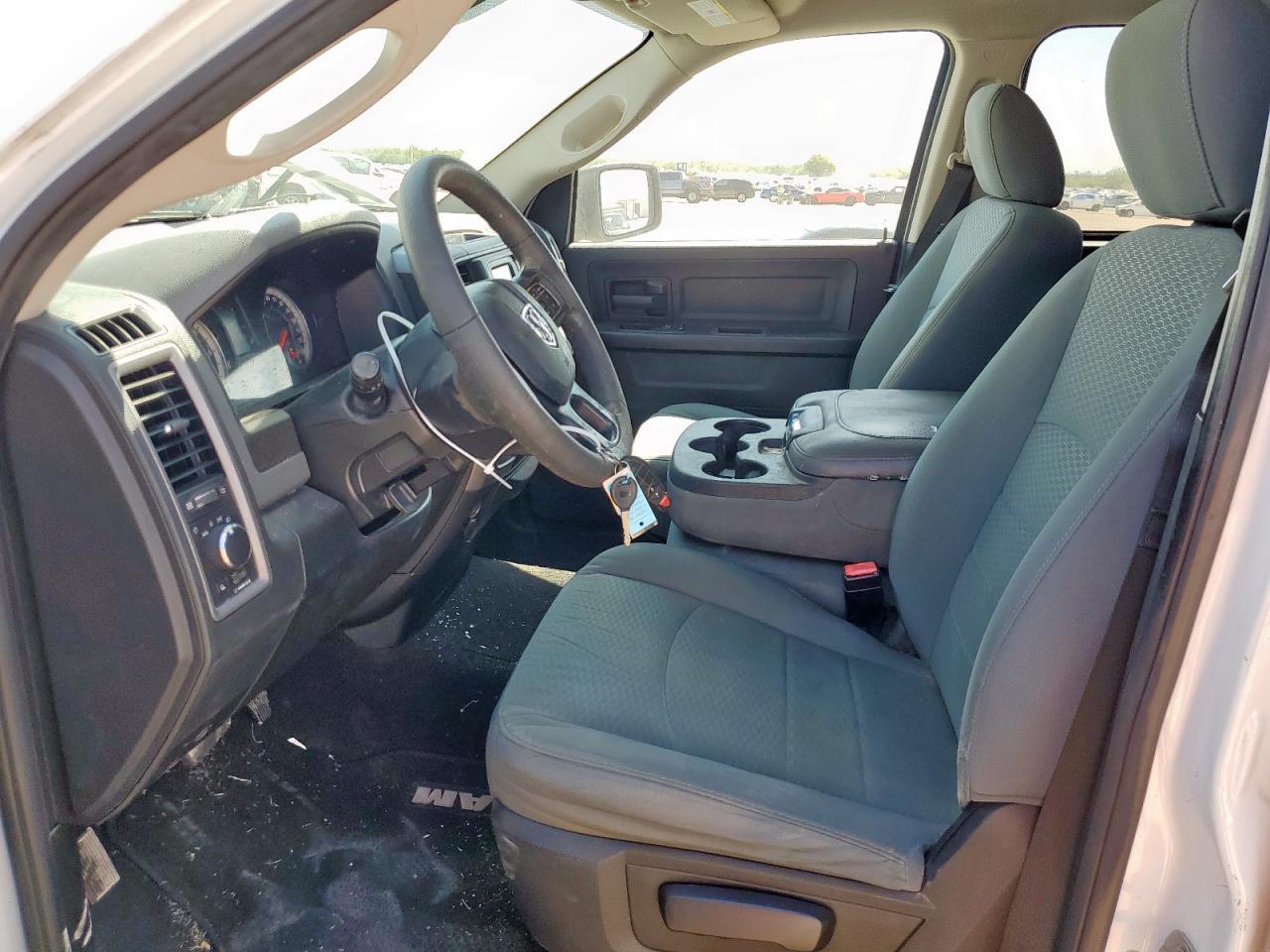 2018 Ram 1500 St VIN: 1C6RR6FG0JS315463 Lot: 84567355