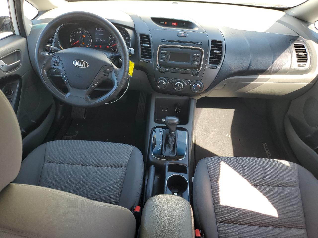 2017 Kia Forte Lx VIN: 3KPFK4A78HE069920 Lot: 89648335