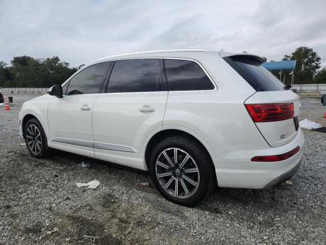 Паркетники AUDI Q7 2017 Белы