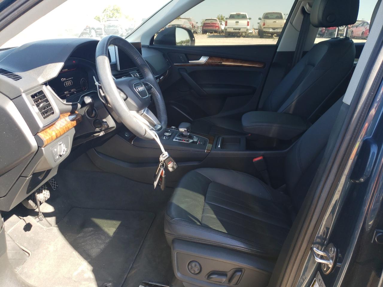 2018 Audi Q5 Premium VIN: WA1ANAFY6J2010573 Lot: 86600655