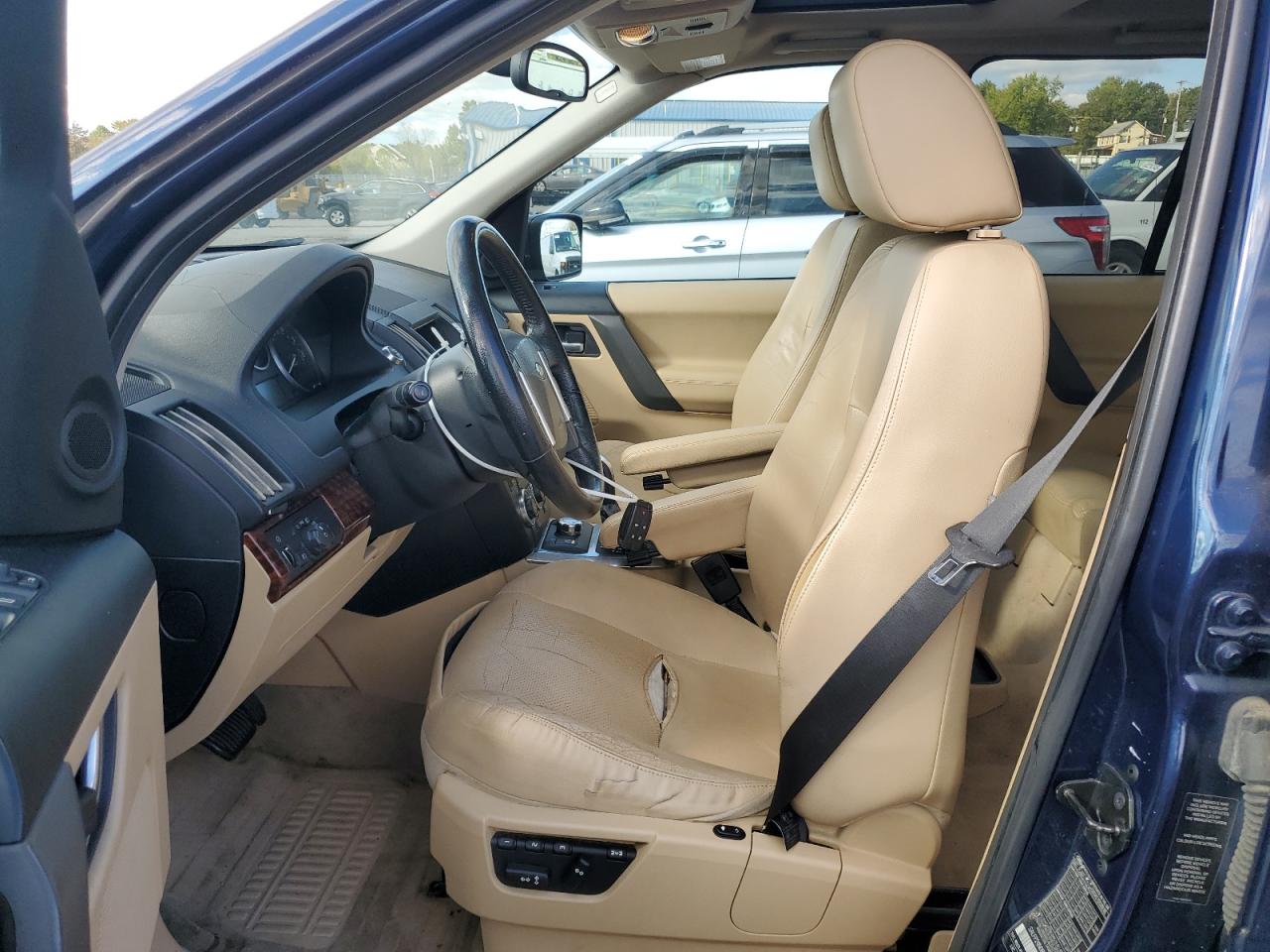 2008 Land Rover Lr2 Se VIN: SALFP24N08H041838 Lot: 81949155