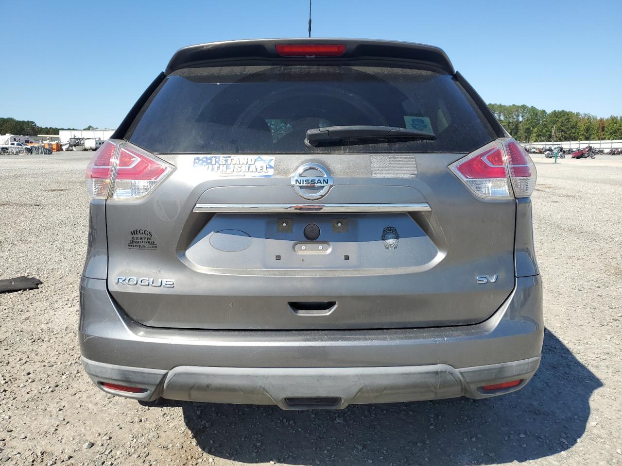 2015 Nissan Rogue S VIN: KNMAT2MT4FP510184 Lot: 82353885