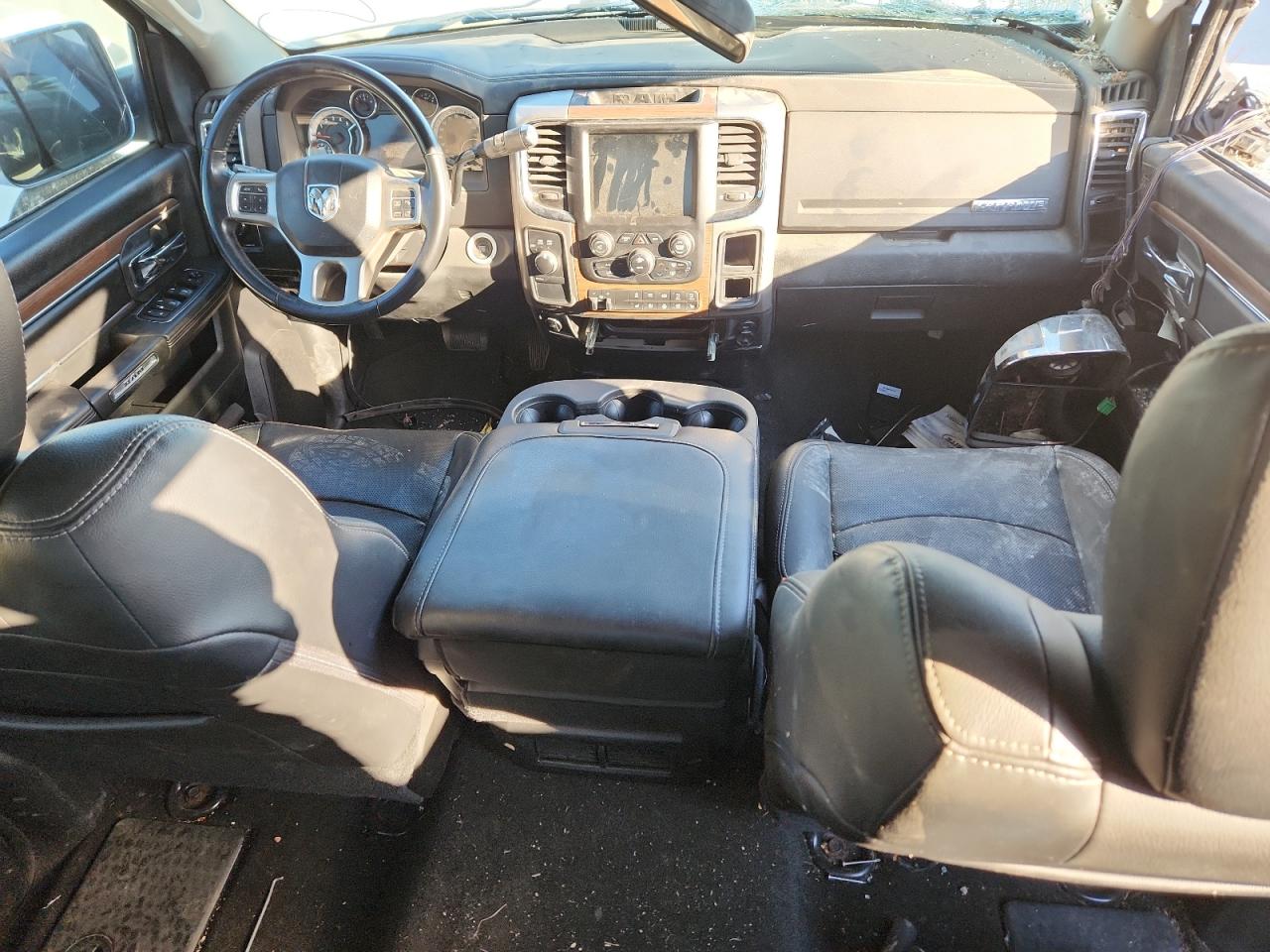 2017 Ram 2500 Laramie VIN: 3C6UR5FL4HG634710 Lot: 85179775