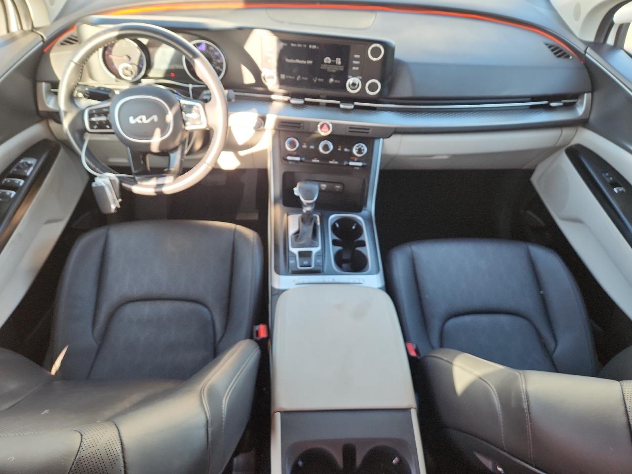 2024 Kia Carnival Lx VIN: KNDNB4H35R6389783 Lot: 86263895