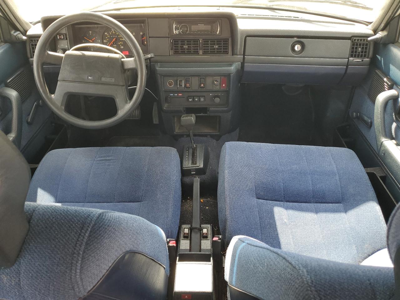 1989 Volvo 244 Dl VIN: YV1AX8842K1369083 Lot: 89806305