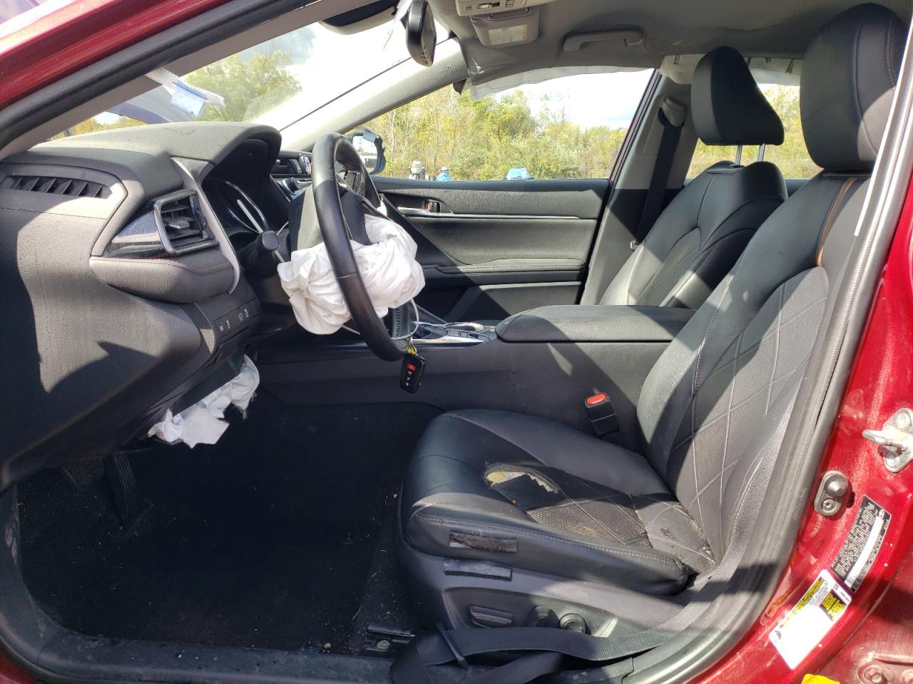 2019 Toyota Camry L VIN: 4T1B11HK5KU832944 Lot: 82367125