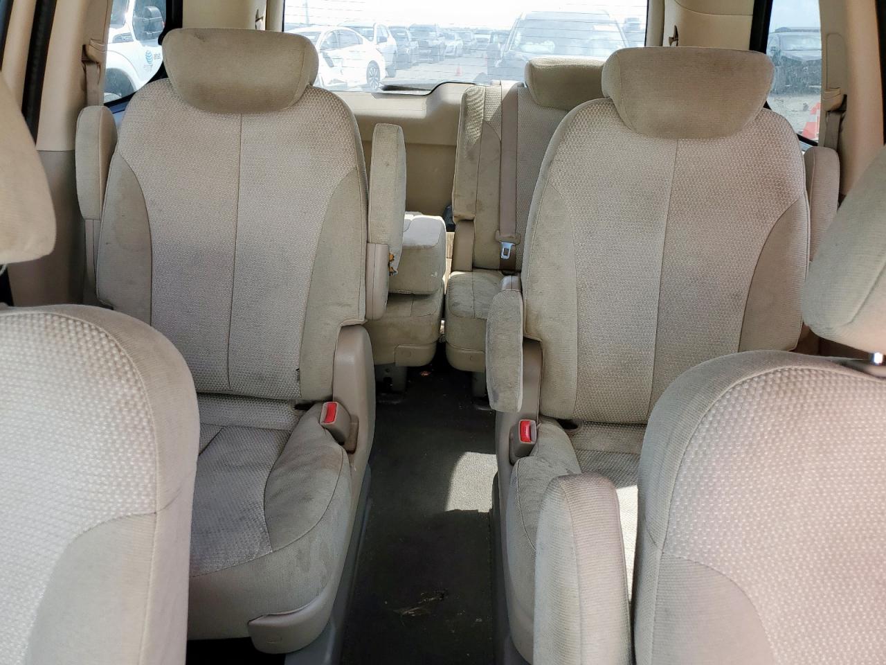 2009 Kia Sedona VIN: KNDMB133096299913 Lot: 85840125