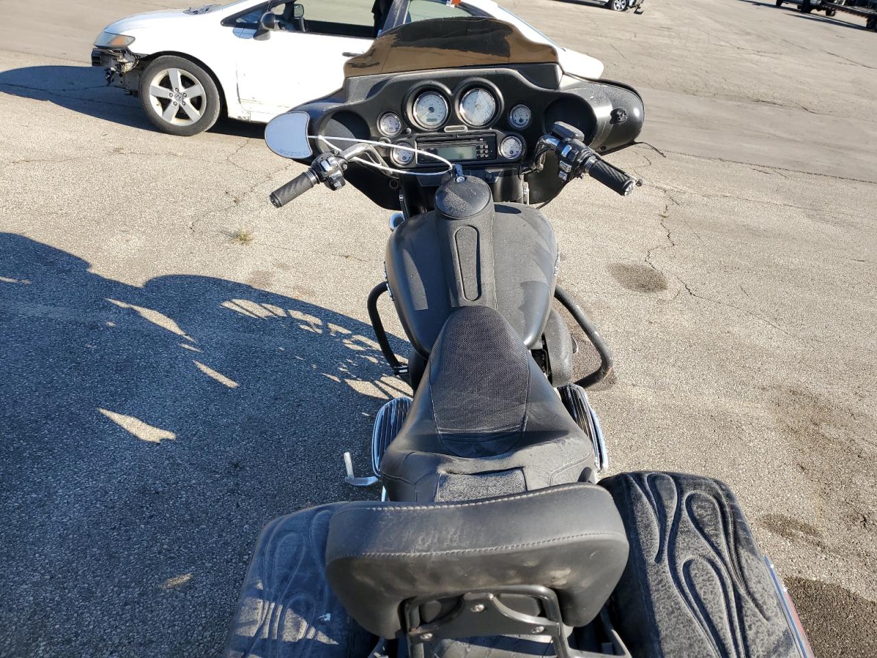 2010 Harley-Davidson Flhx VIN: 1HD1KB418AB631404 Lot: 82380885