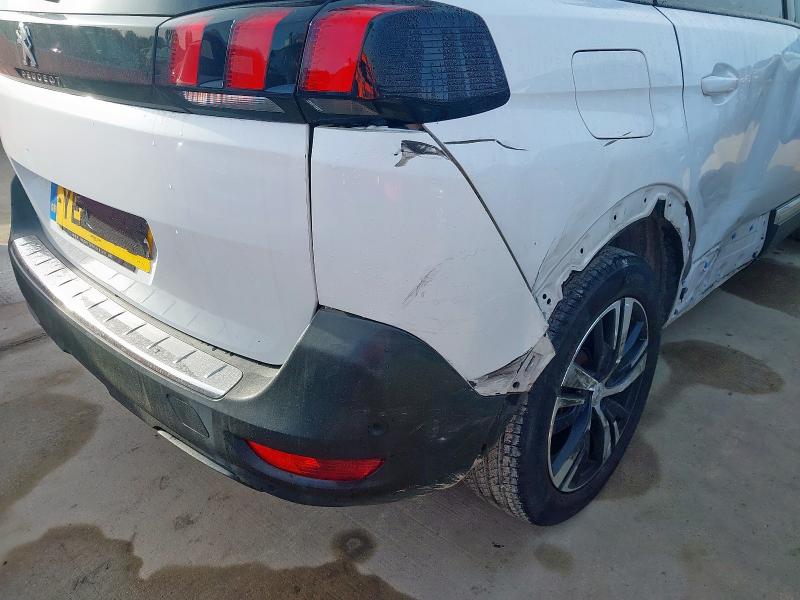 2018 PEUGEOT 5008 1.2 PURETECH ALLURE 5DR