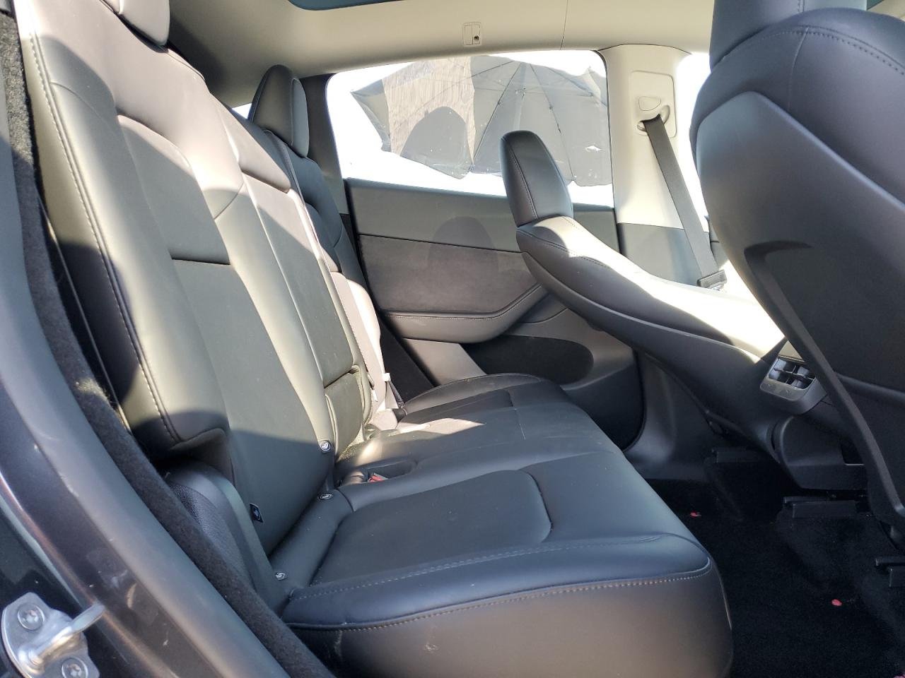 2025 Tesla Model Y VIN: 7SAYGDEE9SF263959 Lot: 85722855