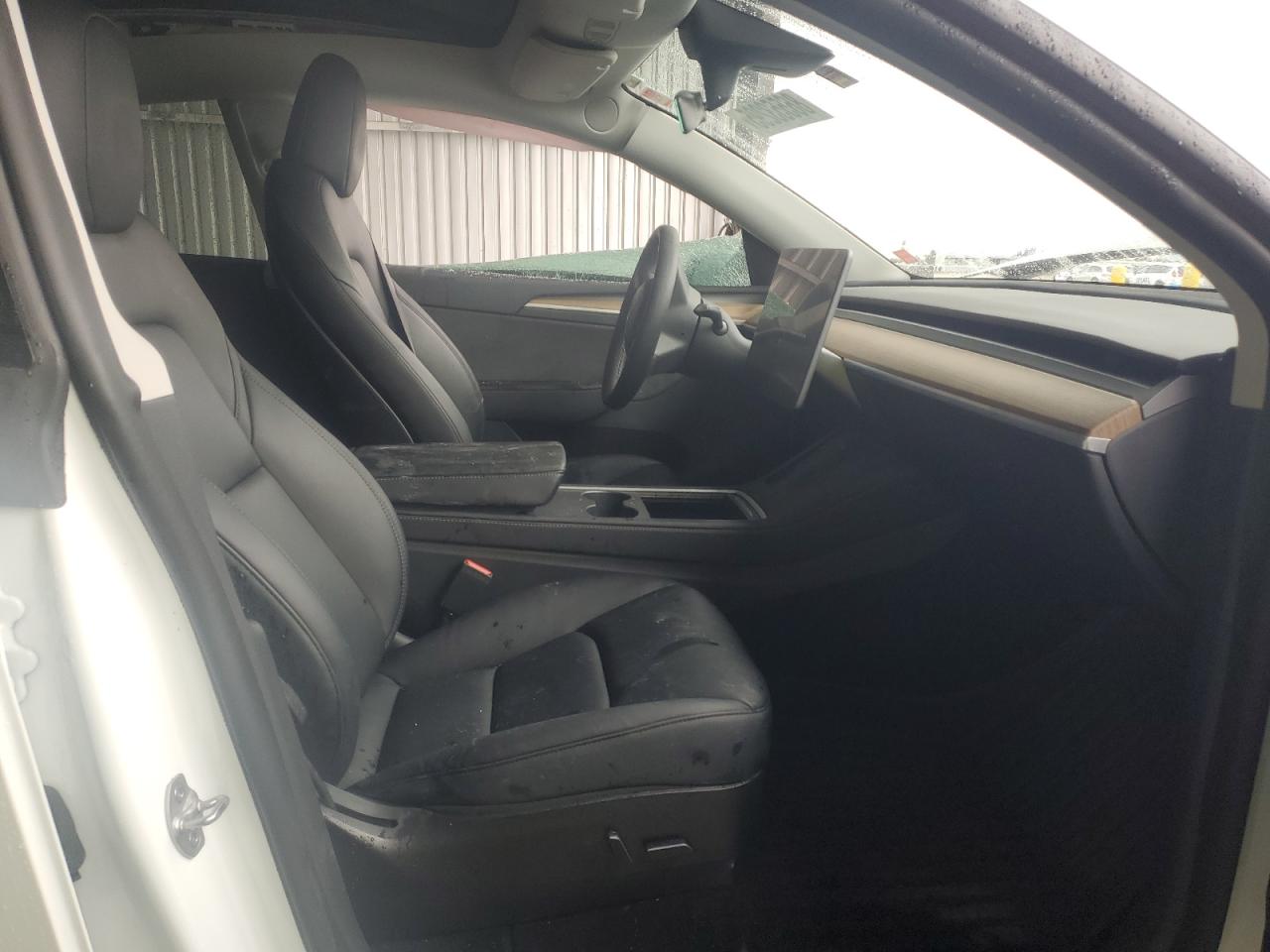 2022 Tesla Model Y VIN: 7SAYGDEE4NA015233 Lot: 86553295