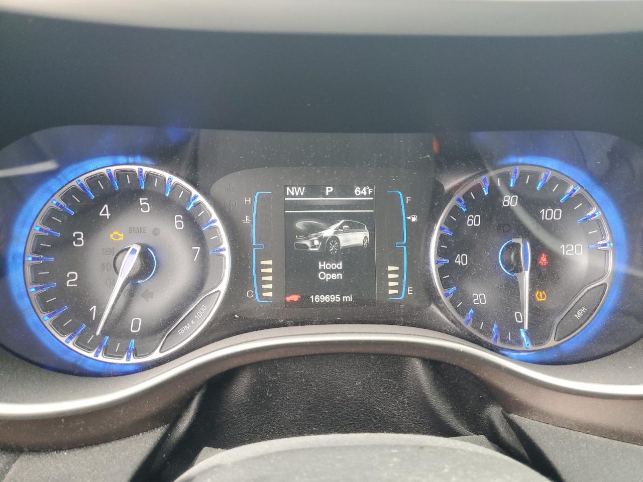 2017 Chrysler Pacifica Touring L VIN: 2C4RC1BG3HR559266 Lot: 89901365