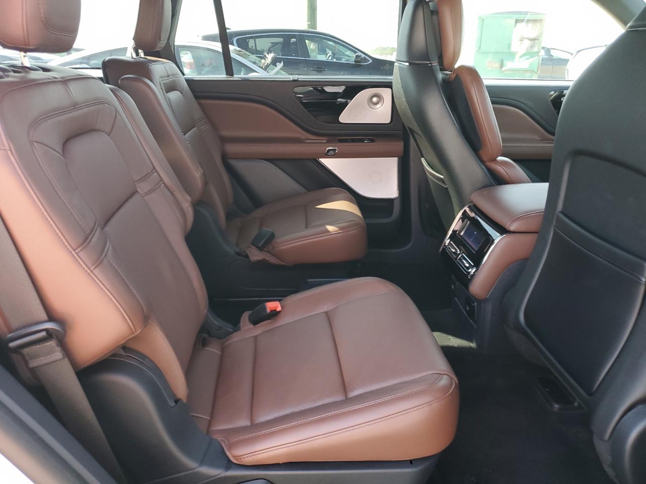 2025 Lincoln Aviator Reserve VIN: 5LM5J7XC0SGL03312 Lot: 84623735