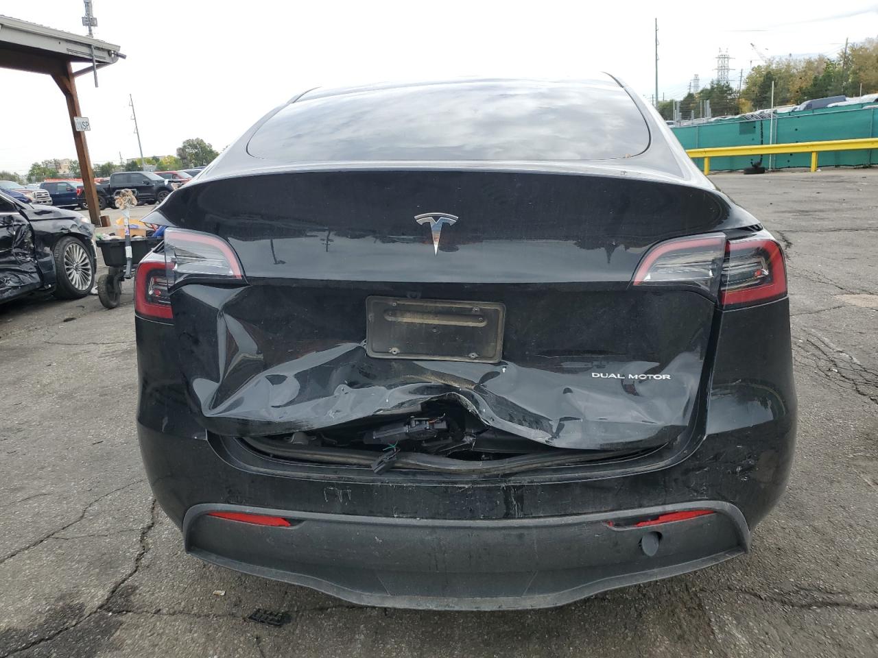 2023 Tesla Model Y VIN: 7SAYGDEE1PA163679 Lot: 86296415