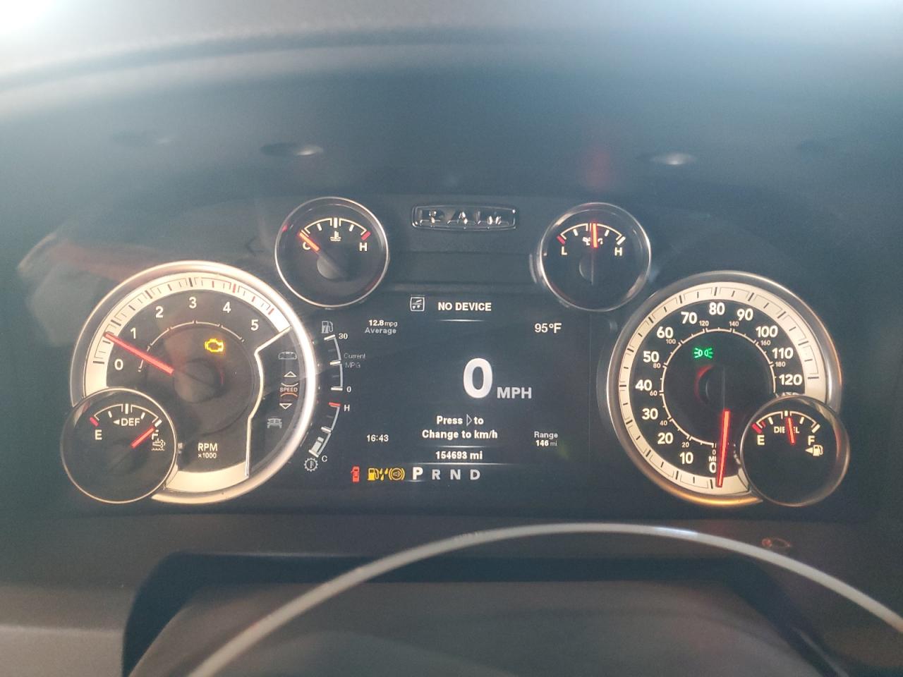 2013 Ram 2500 Slt VIN: 3C6UR5DLXDG525701 Lot: 84741555