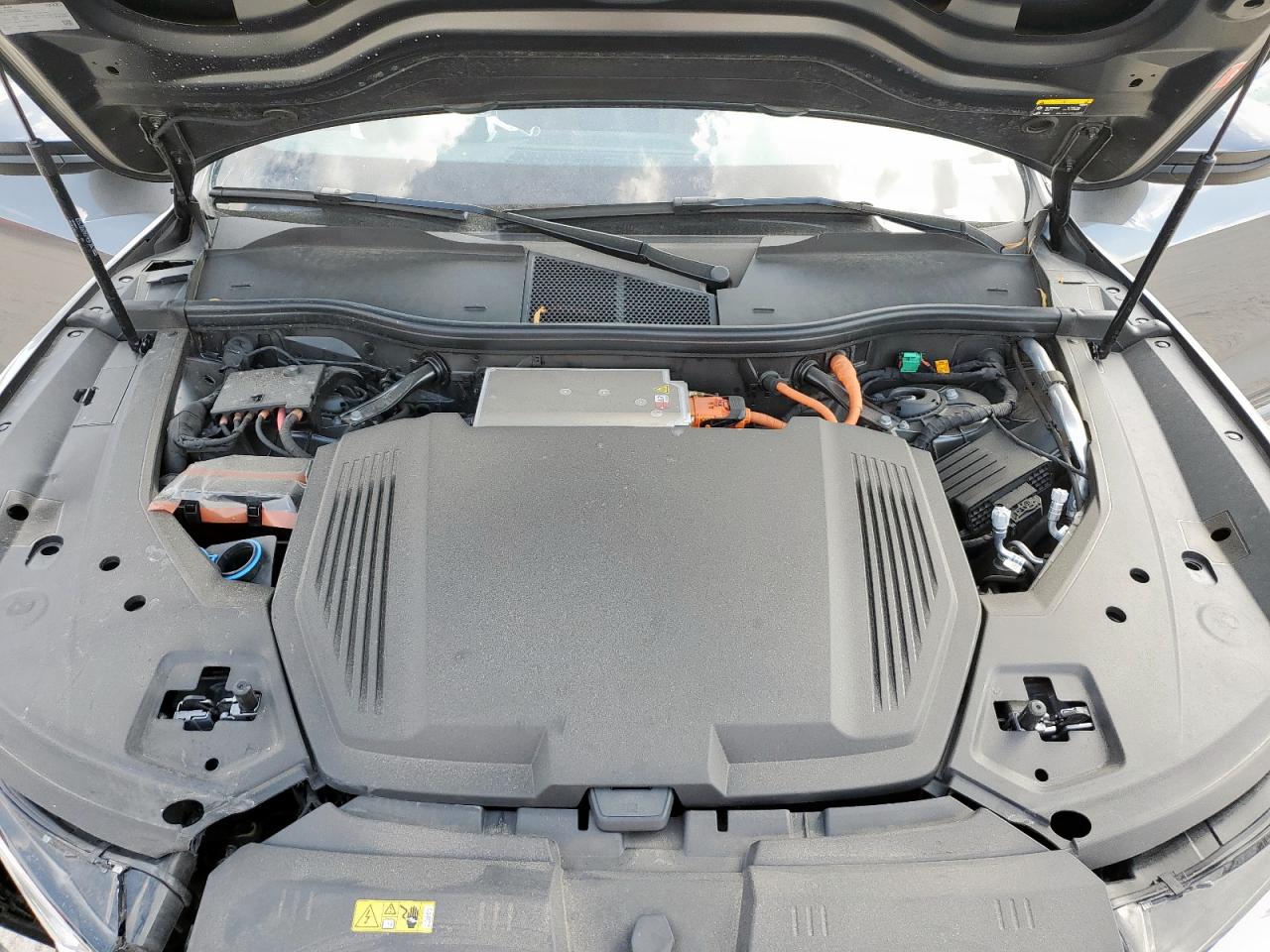 2024 Audi Q8 E-Tron Sportback Premium VIN: WA1BAAGE7RB037619 Lot: 86163145