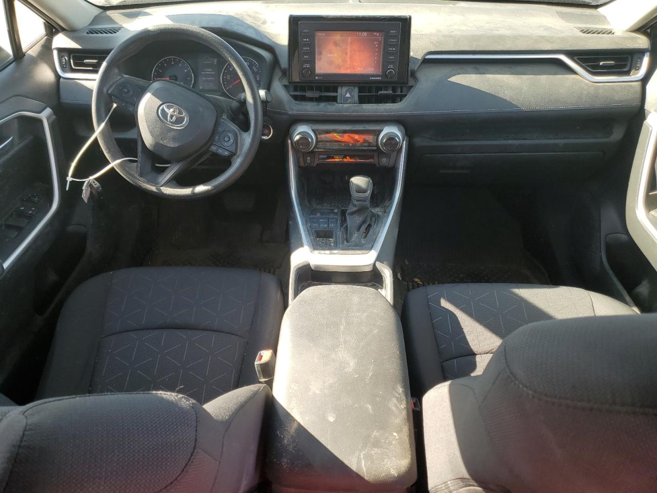 2020 Toyota Rav4 Xle VIN: JTMP1RFV8LJ037475 Lot: 90684035