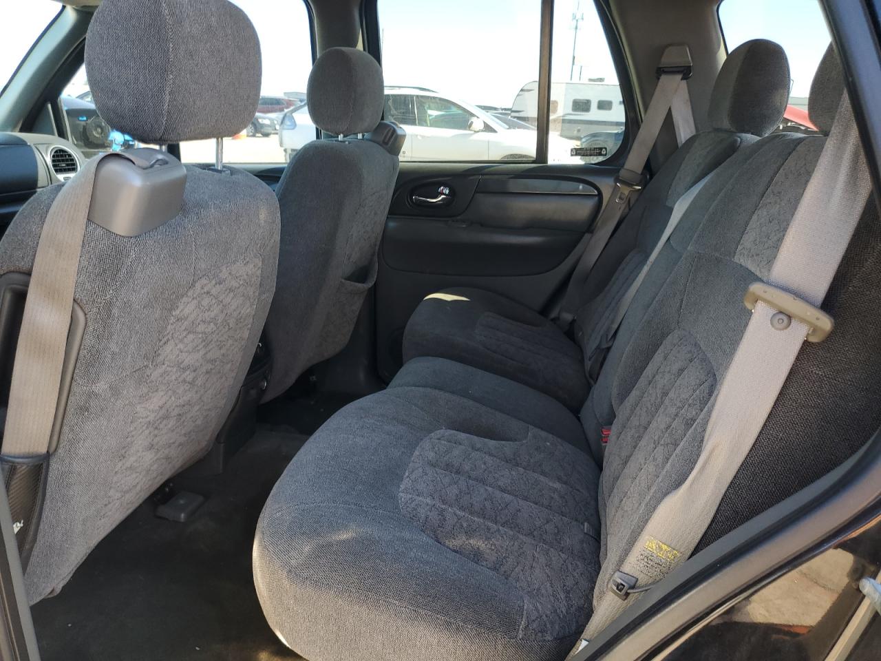 2004 GMC Envoy VIN: 1GKDT13S842438792 Lot: 87282405