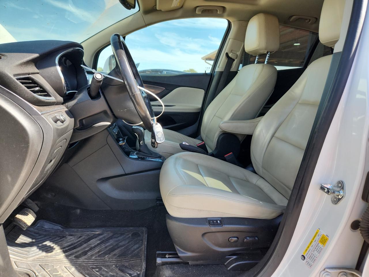 2019 Buick Encore Essence VIN: KL4CJGSM4KB746617 Lot: 85125585