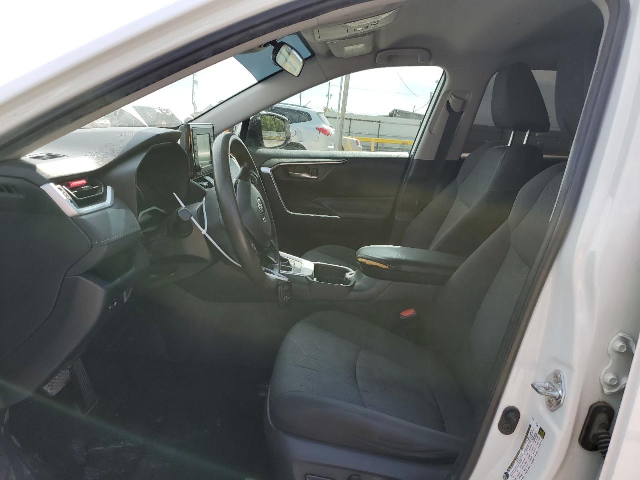 2020 Toyota Rav4 Xle VIN: 2T3W1RFV3LC057633 Lot: 85577285