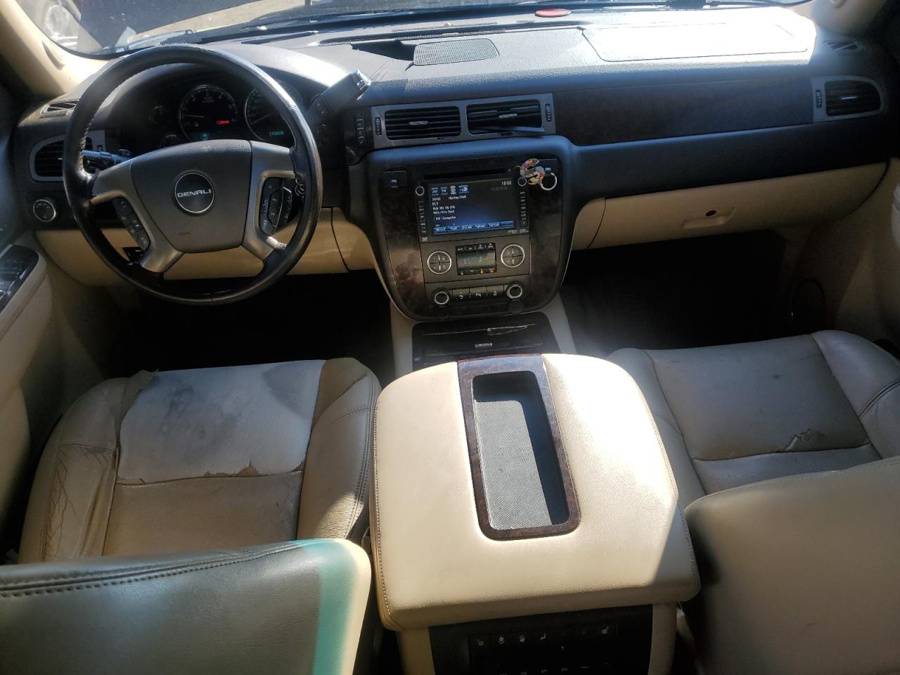 2013 GMC Yukon Xl Denali VIN: 1GKS2MEF9DR145714 Lot: 84835255